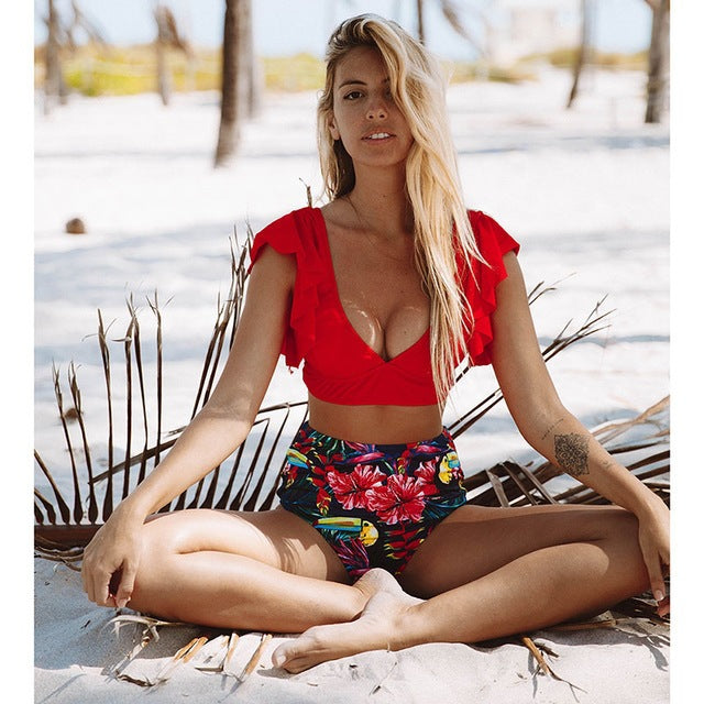 Bikini vibrante de talle alto de Isabella Sol