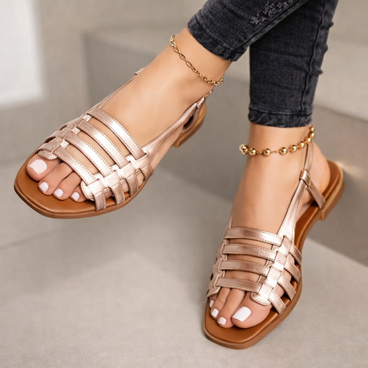 Sandalias elegantes de Isabella Sol inspiradas en Pinterest para el día a día.
