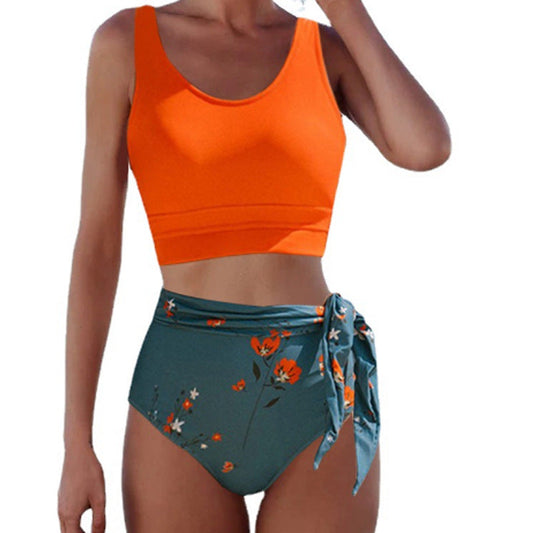 Traje de baño bikini dividido con estampado floral de Isabella Sol