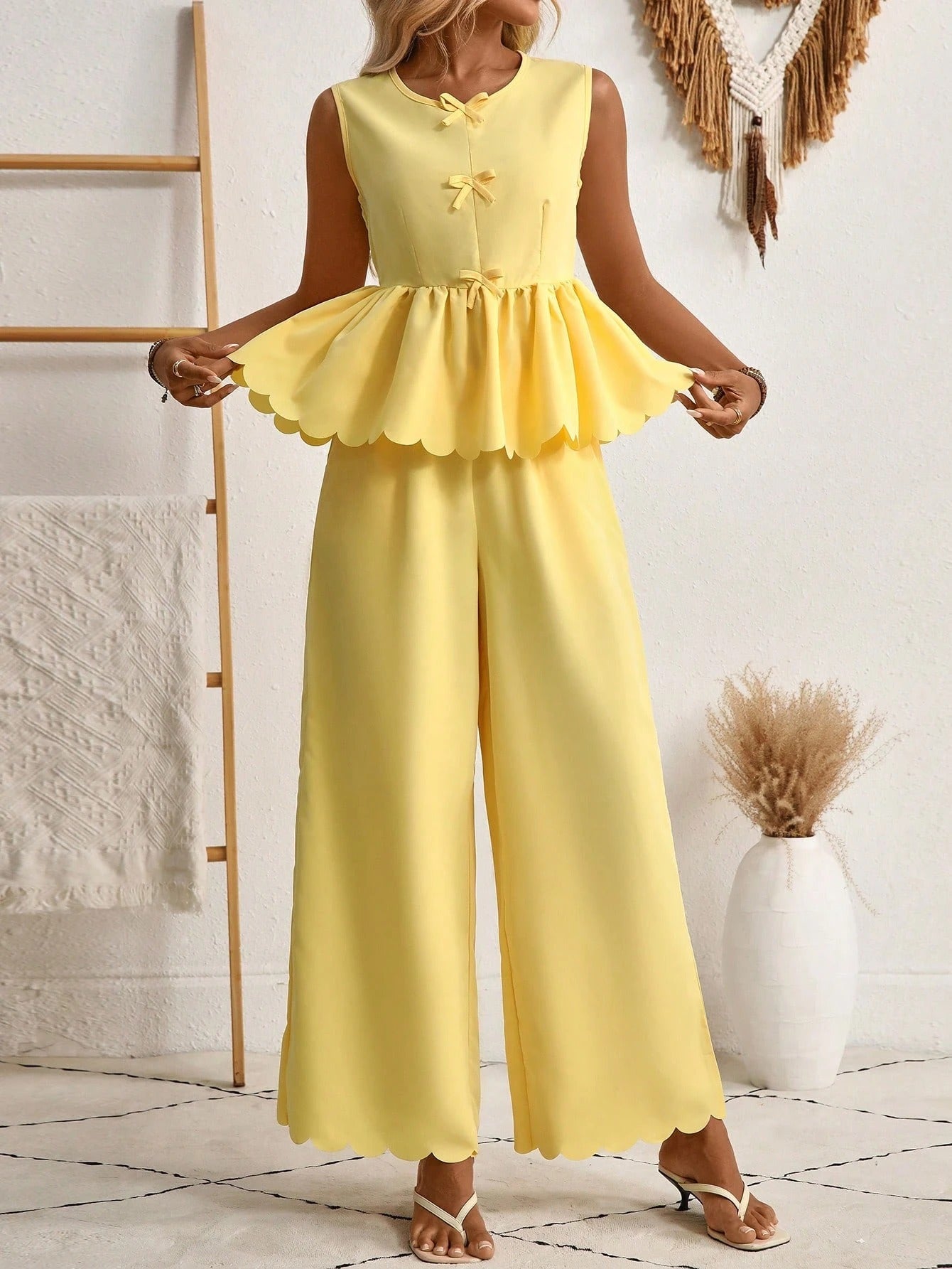 Conjunto de dos piezas Isabella Sol en amarillo chic