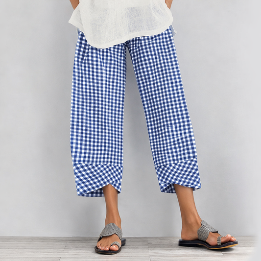 Pantalones cortos a cuadros versátiles de Isabella Sol