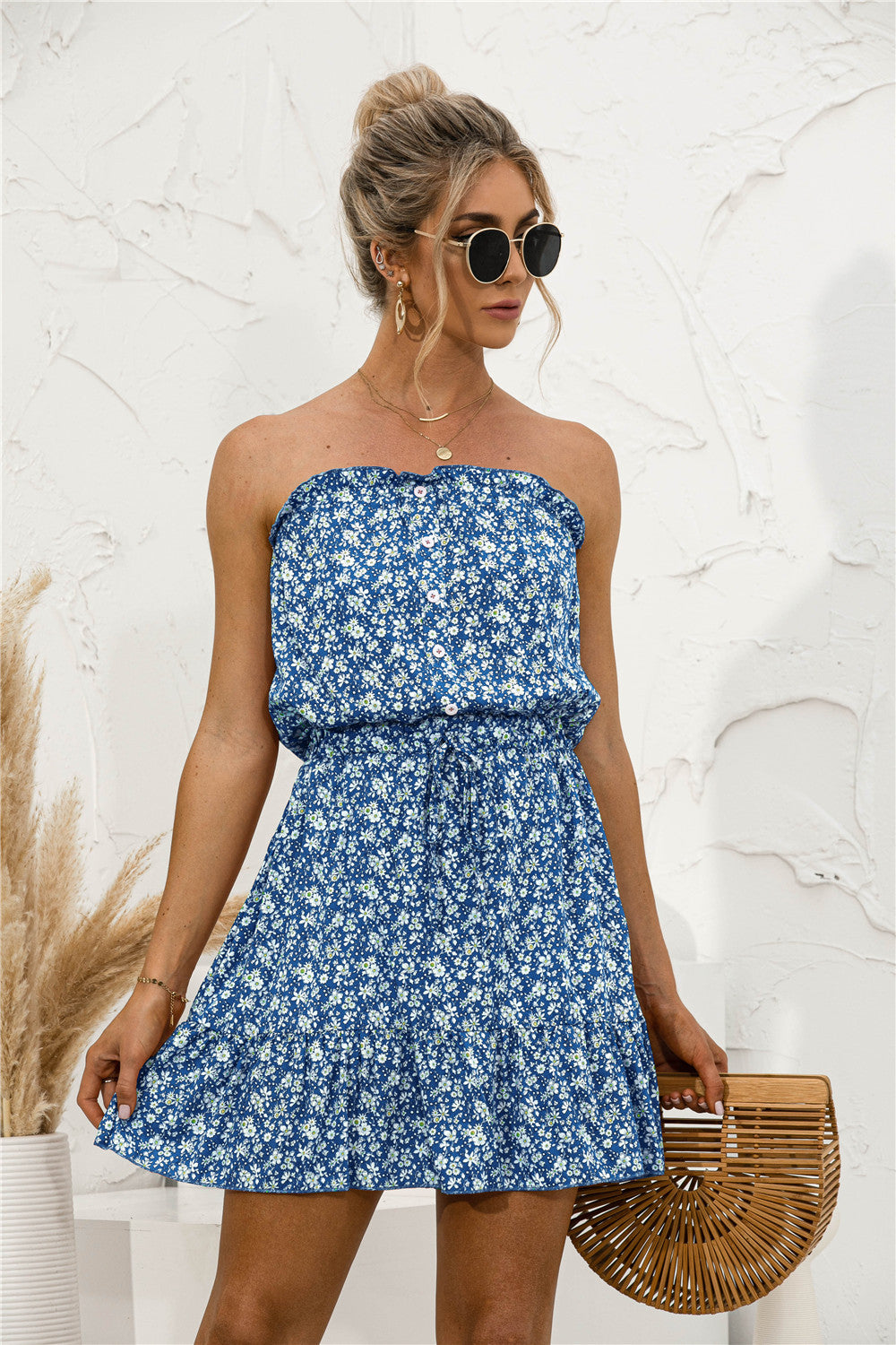 Vestido palabra de honor con estampado floral de Isabella Sol