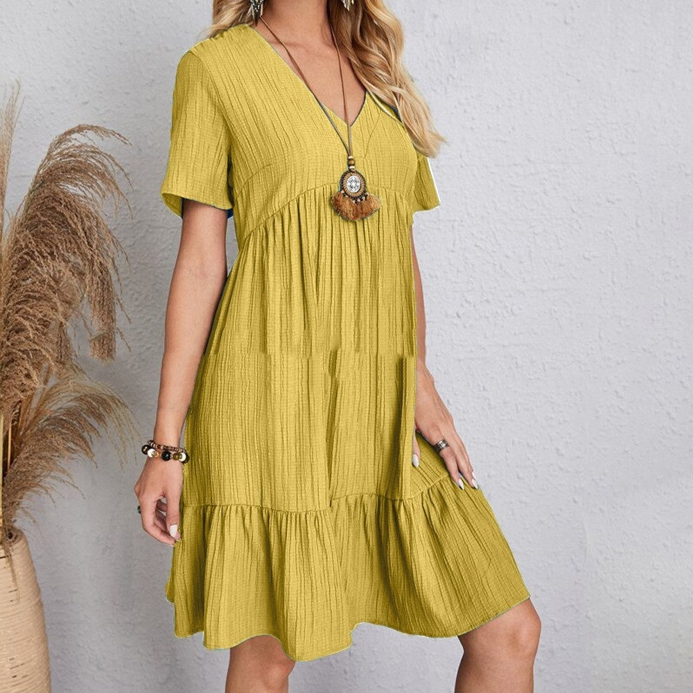 Elegante vestido de verano con escote en V de Isabella Sol.