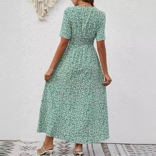 Elegante vestido con escote en V y abertura lateral de Isabella Sol.
