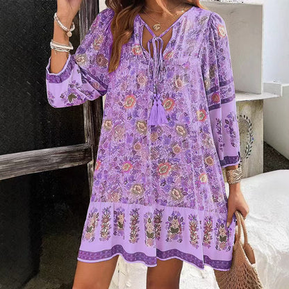 Vestido midi bohemio floral con escote en V de Isabella Sol