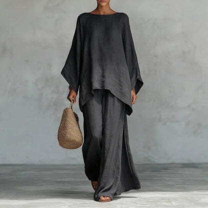 Conjunto minimalista de top de corte relajado y pantalón de pierna ancha para mujer.