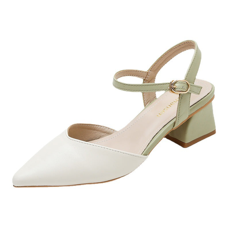 Elegantes zapatos de tacón ancho de Isabella Sol