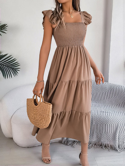 Elegante vestido midi sin mangas de Isabella Sol para verano