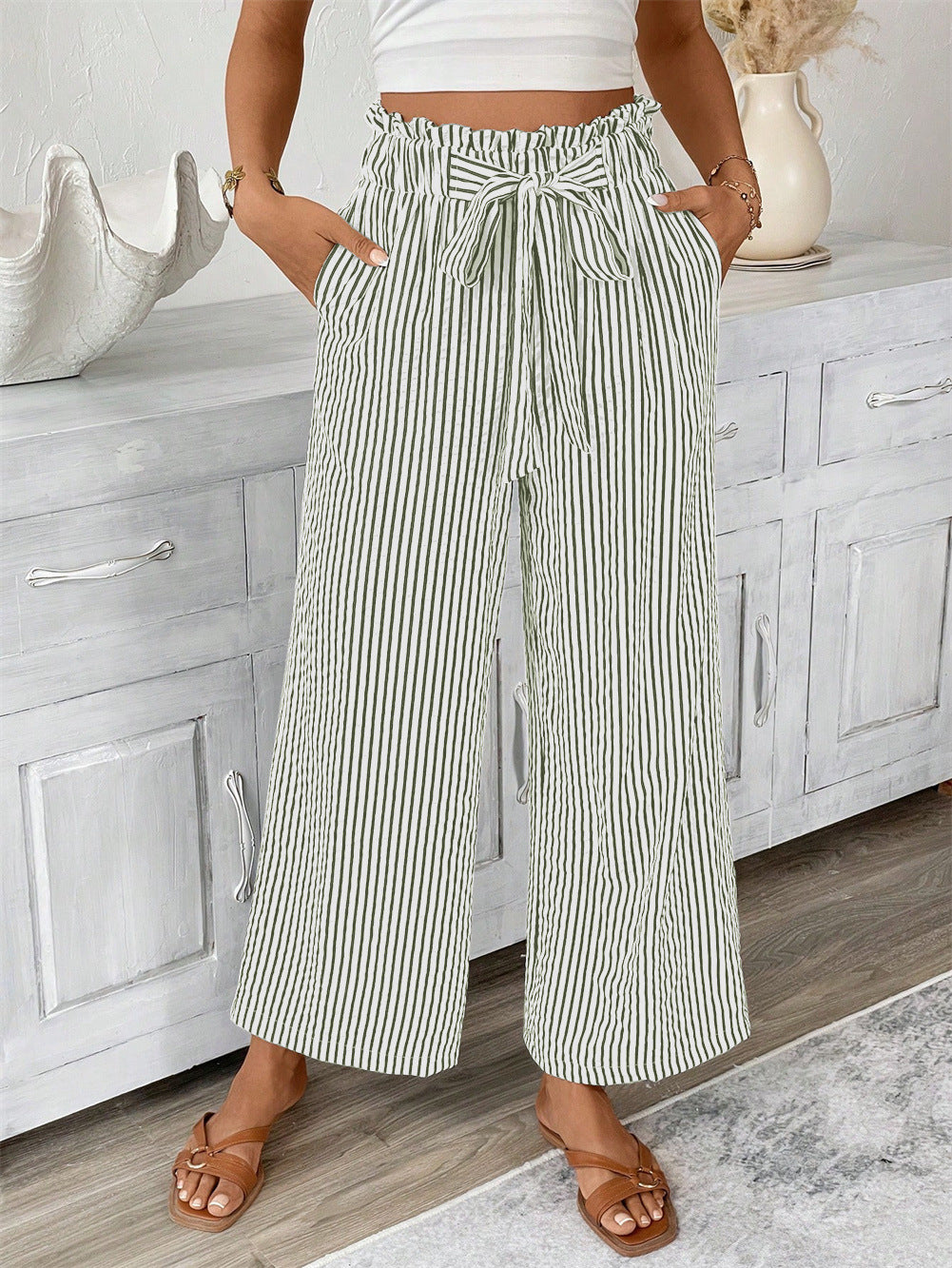 Pantalones rectos a rayas de Isabella Sol