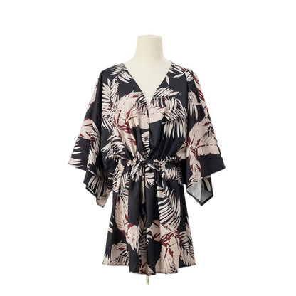 Vestido de verano con estampado de hojas de Isabella Sol