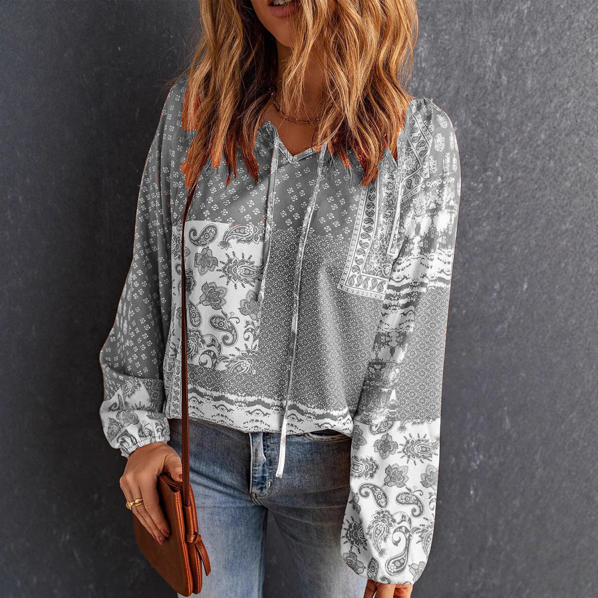 Blusa de manga larga con estampado bohemio de Isabella Sol