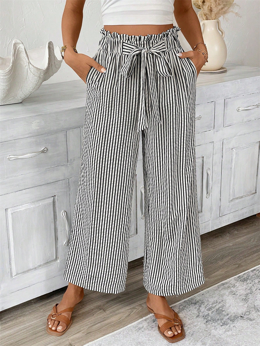 Pantalones rectos a rayas de Isabella Sol
