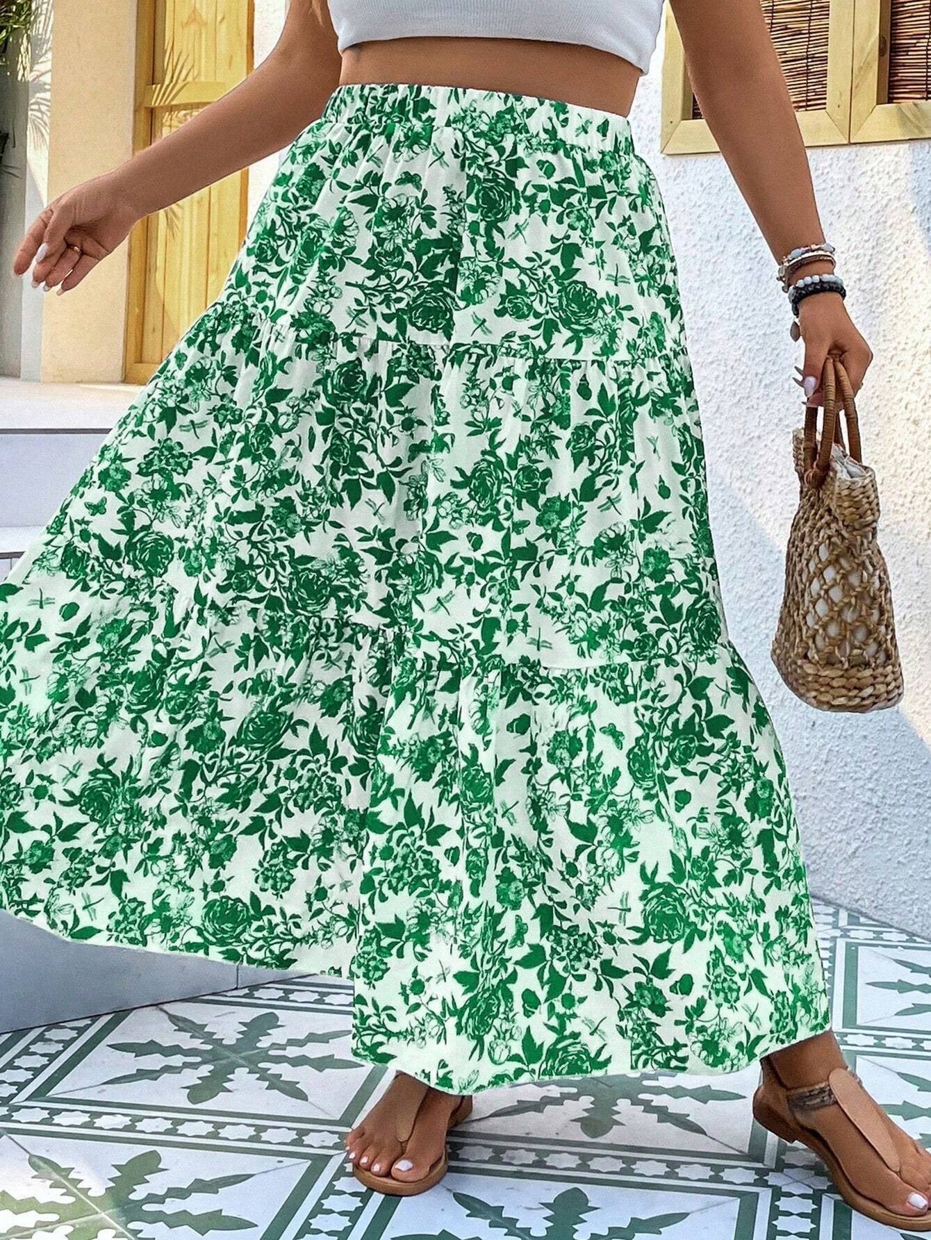 Falda larga de talla grande con estampado floral de Isabella Sol