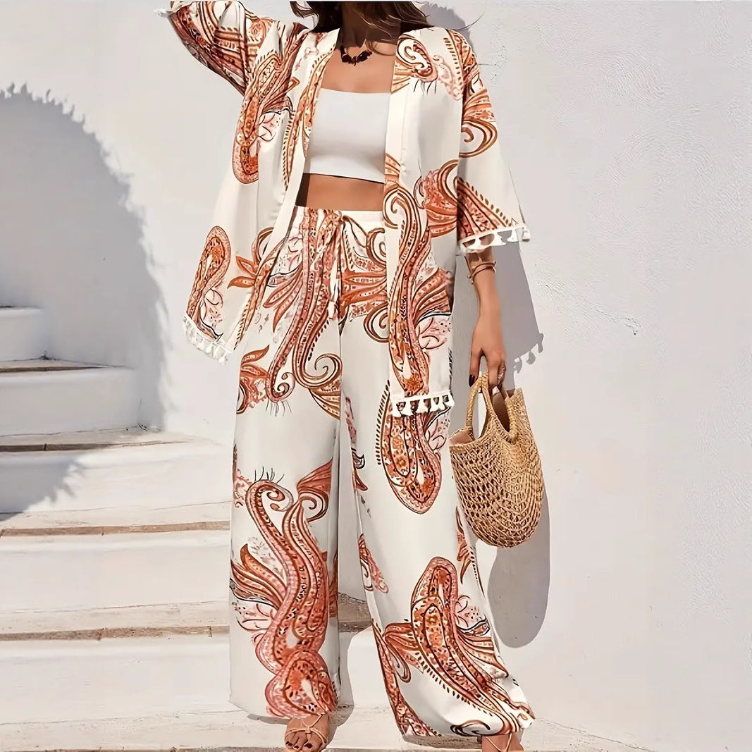 Elegante conjunto de cárdigan y pantalón estampado de Isabella Sol.