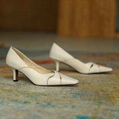 Elegantes zapatos de tacón de piel de Isabella Sol.