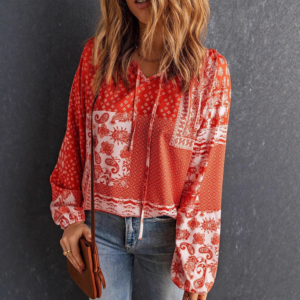 Blusa de manga larga con estampado bohemio de Isabella Sol