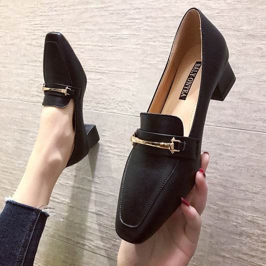 Elegantes mocasines de tacón inspirados en Pinterest de Isabella Sol