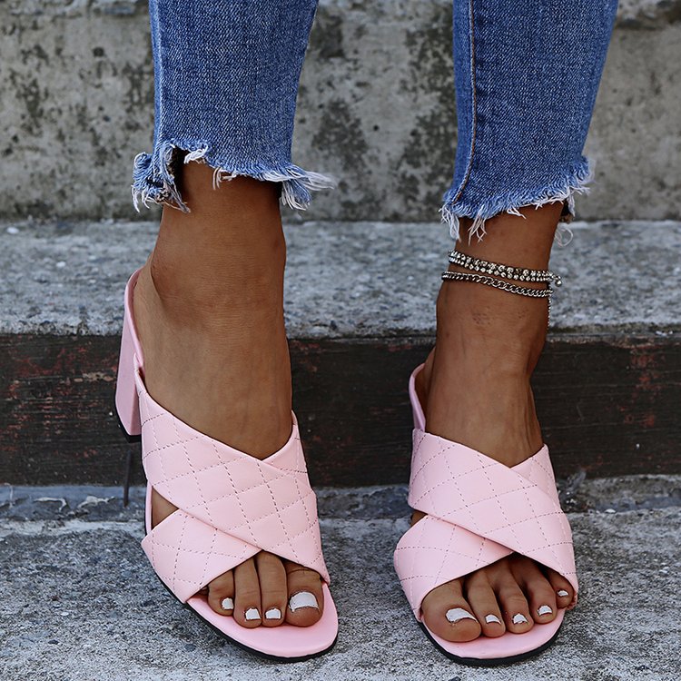 Elegantes sandalias de tacón ancho de Isabella Sol