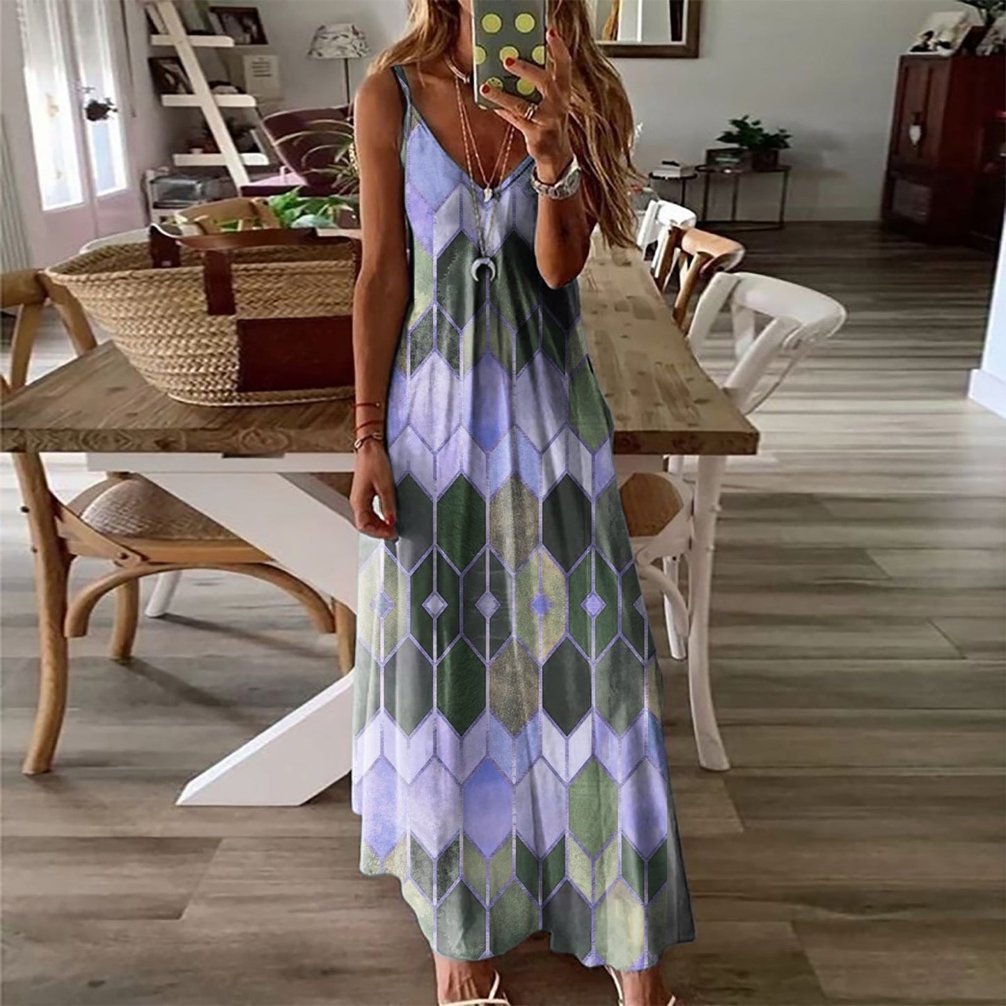 Vestido largo de verano con estampado geométrico de Isabella Sol