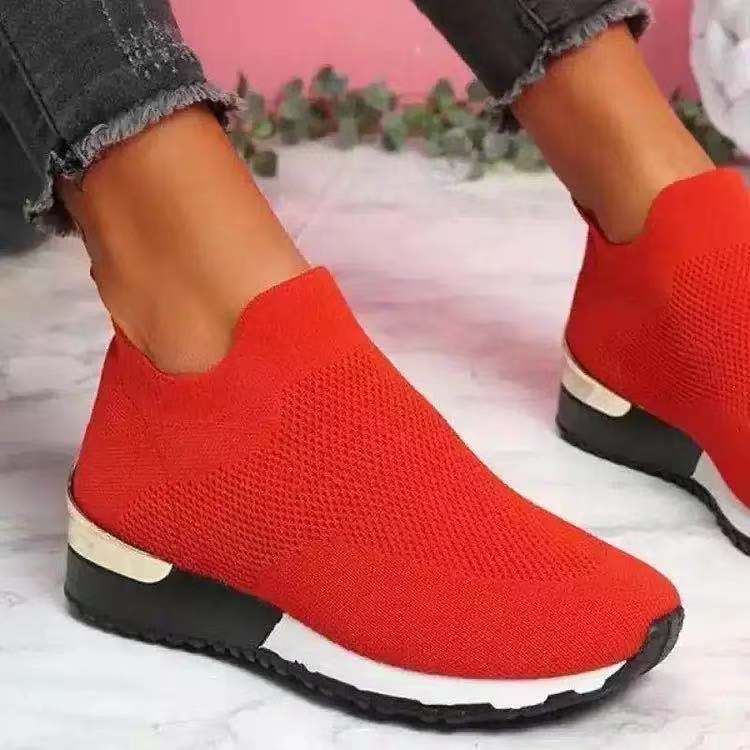 Zapatillas deportivas sin cordones de malla elegantes de Isabella Sol