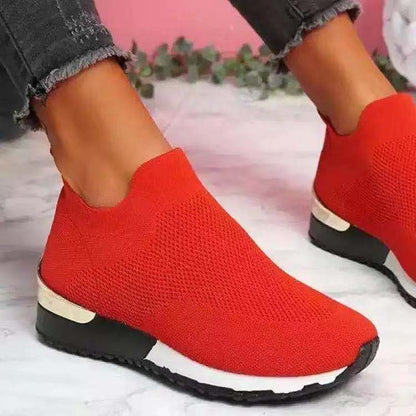 Zapatillas deportivas sin cordones de malla elegantes de Isabella Sol