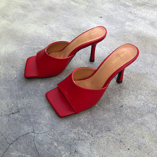 Elegantes tacones altos de Isabella Sol inspirados en Pinterest.