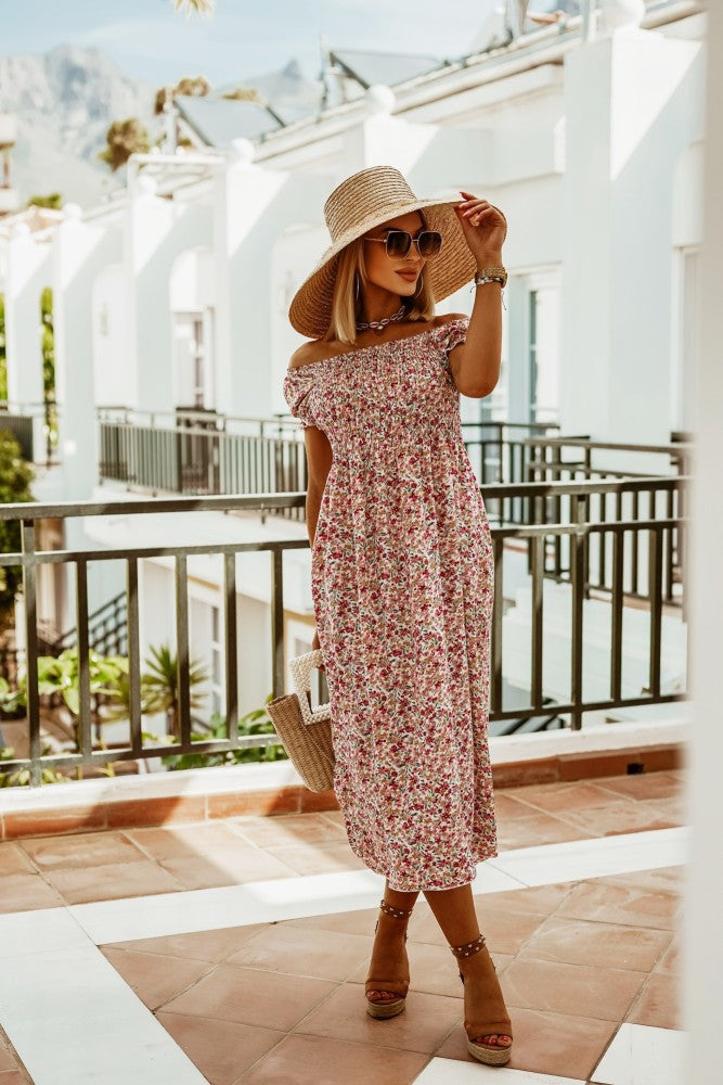 Vestido de verano estampado estilo boho con hombros descubiertos de Isabella Sol