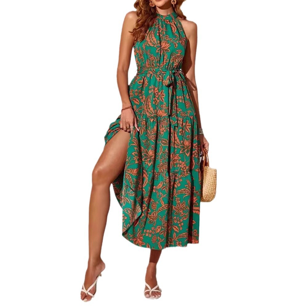 Vestido de verano sin mangas con estampado floral bohemio de Isabella Sol