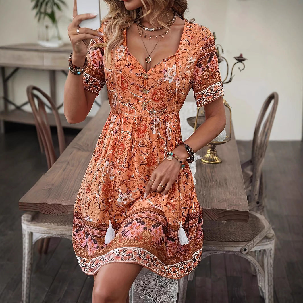 Vestido de verano de corte A con estampado floral bohemio de Isabella Sol