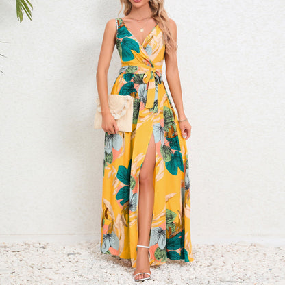 Vestido largo floral con escote en V de Isabella Sol