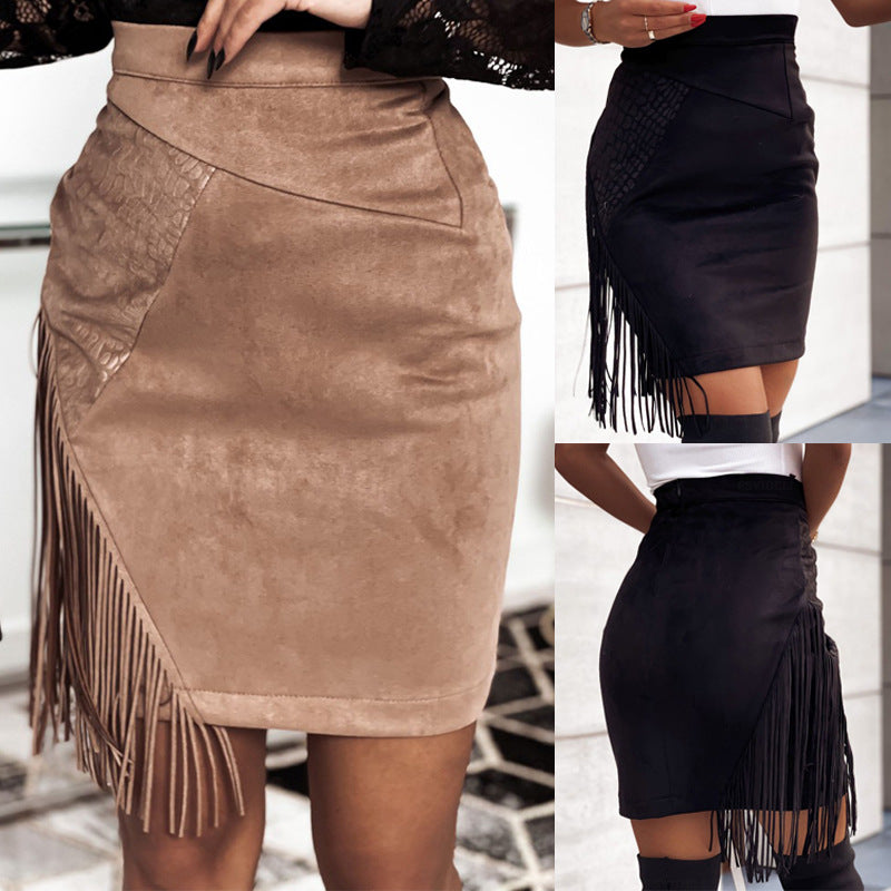 Chic Fringed Suede Skirt by Isabella Sol