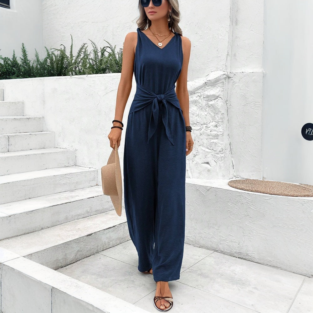 Elegante mono azul oscuro sin mangas de Isabella Sol