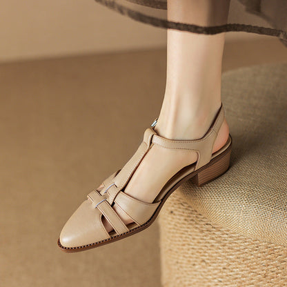 Sandalias retro romanas de punta cerrada de Isabella Sol