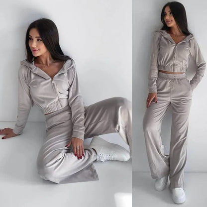 Elegante conjunto de dos piezas tipo sudadera de Isabella Sol
