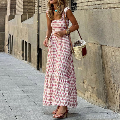 Elegante vestido de tirantes con estampado floral de Isabella Sol.