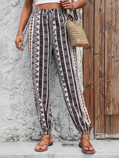 Pantalones ajustados de Isabella Sol para el día a día, inspirados en Pinterest.