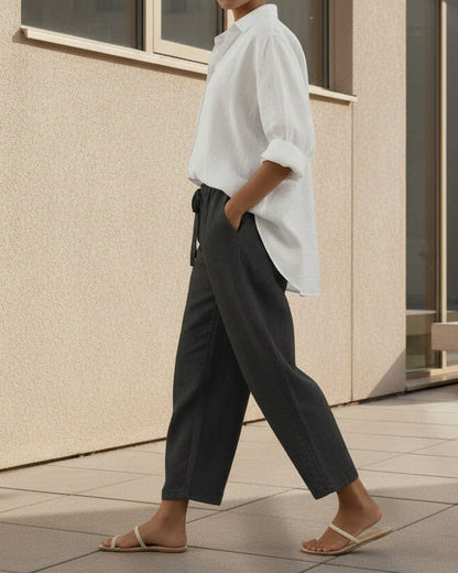 Elegantes pantalones cortos de algodón y lino de Isabella Sol