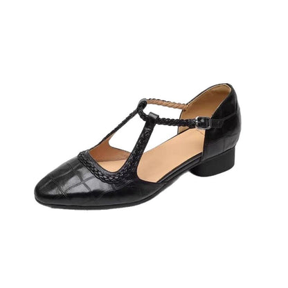 Zapatos de tacón grueso estilo Mary Jane de estilo retro de Isabella Sol