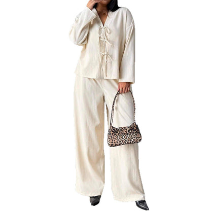Elegante conjunto de salón color albaricoque de Isabella Sol para mujer.