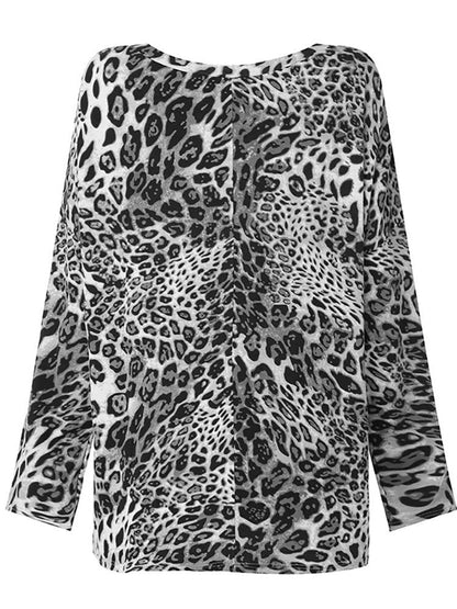 Top con escote en V y estampado de leopardo de Isabella Sol