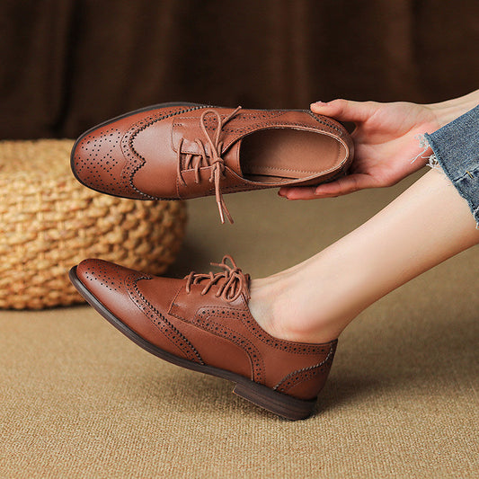 Classic British Lace-Up Shoes by Isabella Sol
