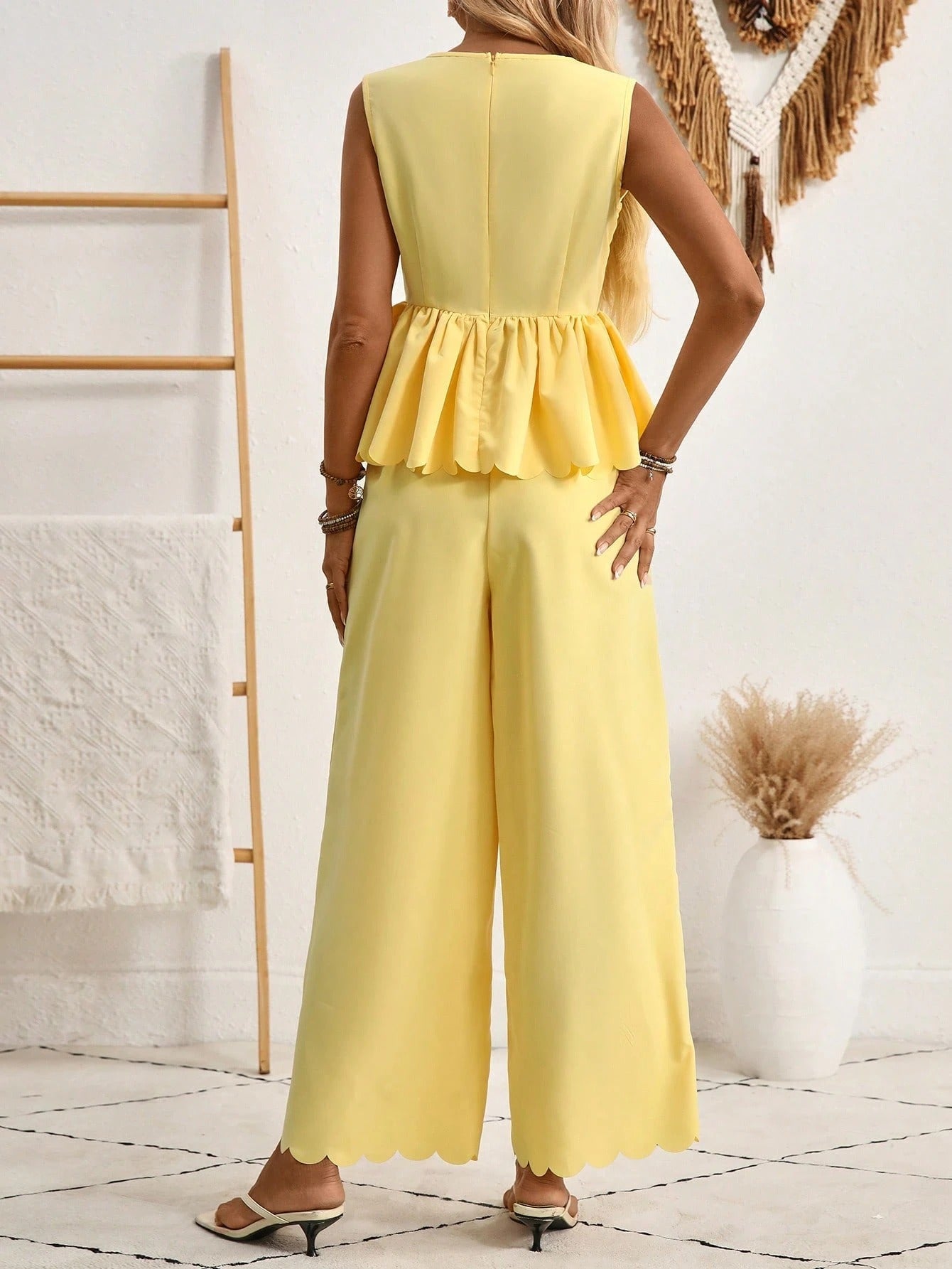 Conjunto de dos piezas Isabella Sol en amarillo chic