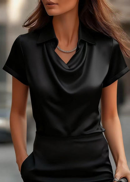 Blusa elegante de satén con escote barco de Isabella Sol.