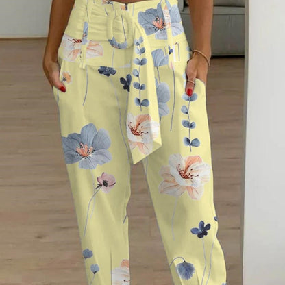 Pantalones cortos de lino con estampado floral de Isabella Sol para mujer.