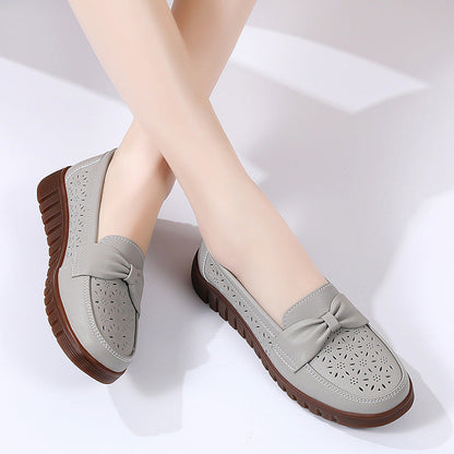 Elegante y confortable. Mocasines planos de piel Isabella Sol.