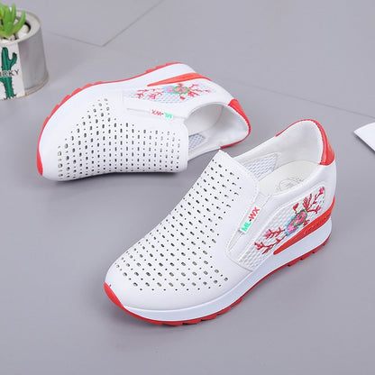 Mocasines sin cordones bordados de Isabella Sol