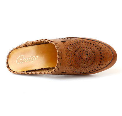 Sandalias de cuero vintage de tacón medio de Isabella Sol.
