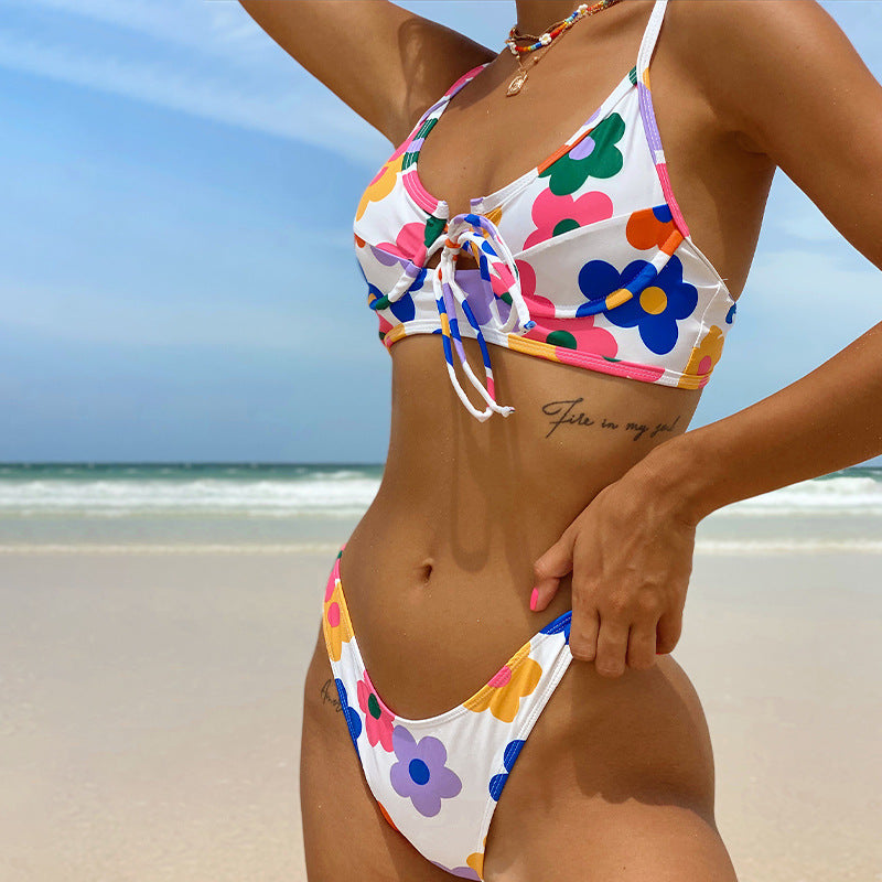 Bikini floral sin espalda de Isabella Sol