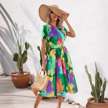 Vestido midi de verano Isabella Sol con estampado floral vibrante