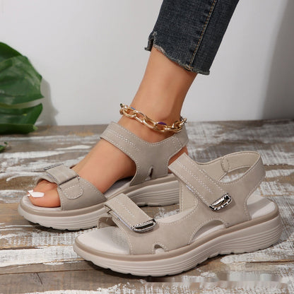 Sandalias cómodas con plataforma y cierre de velcro de Isabella Sol